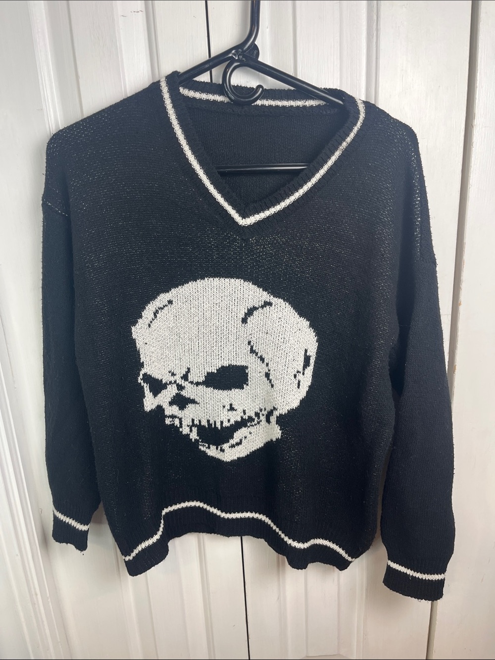 Medium women’s Black Skull V-Neck Sweater - White Skull Detail goth Halloween